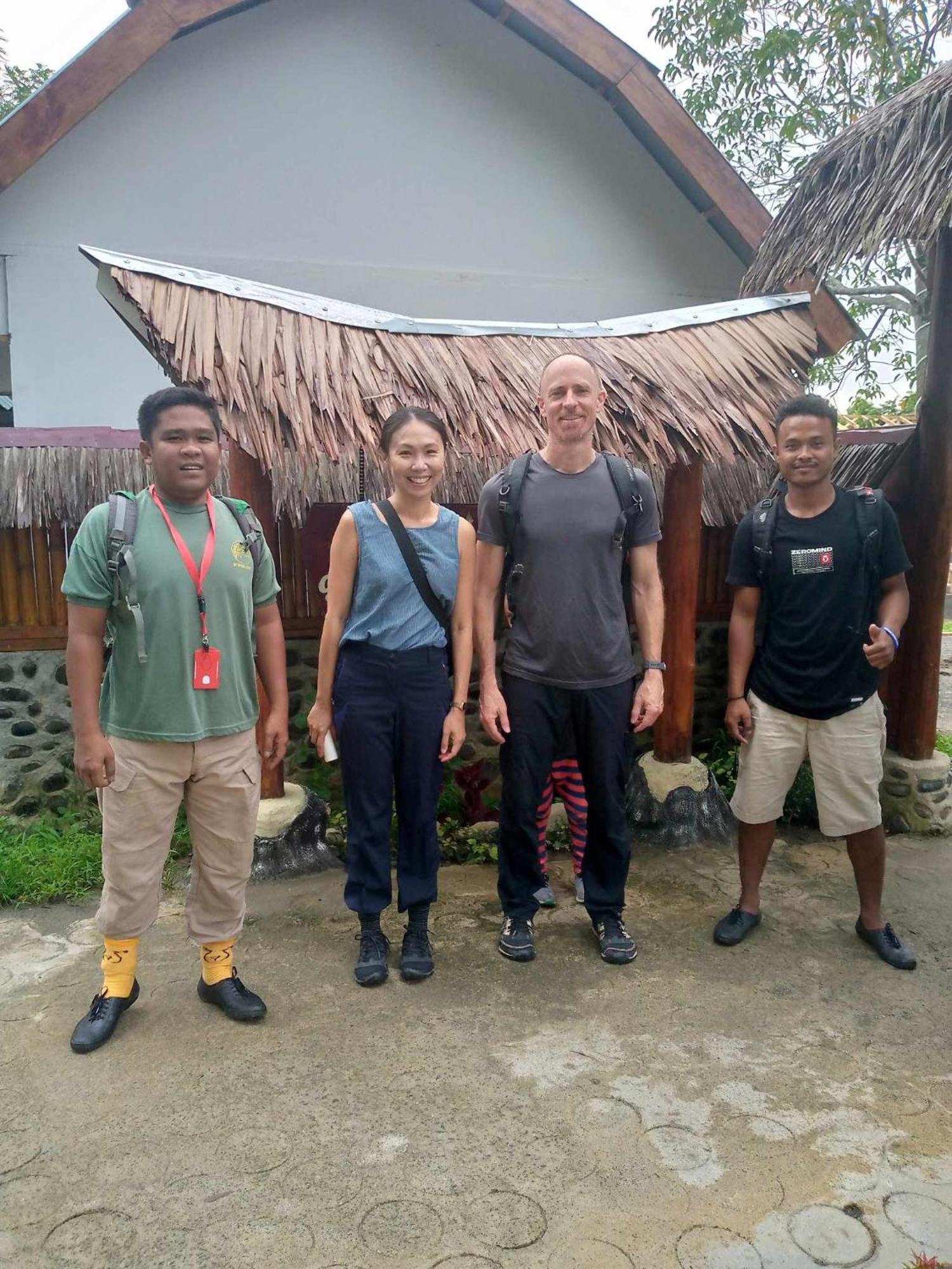 Asim Paris Guesthouse & Jungle Trekking Bukit Lawang Ngoại thất bức ảnh